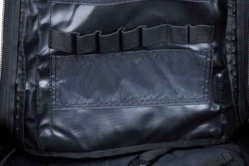 Tanner+Tailor Erweiterbarer Schwarzer Rucksack - 39 – 64 Liter Volumen (Schwarz) – Bild 9